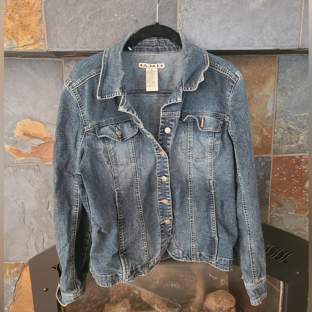 A.M.I. distressed blue Denim button front Jacket size medium cotton blend
